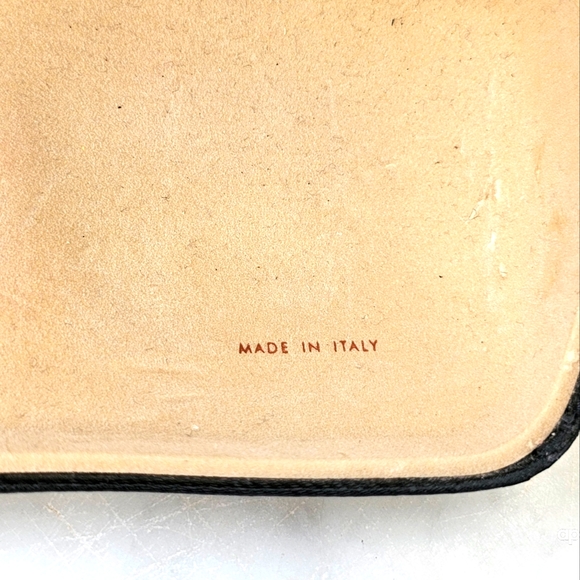 Chanel Sunglasses - Picture 7 of 9